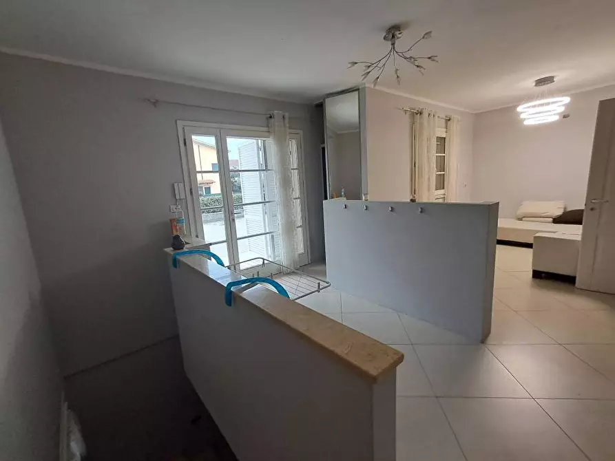 Immagine 14 di Villa in vendita  a Crespina Lorenzana