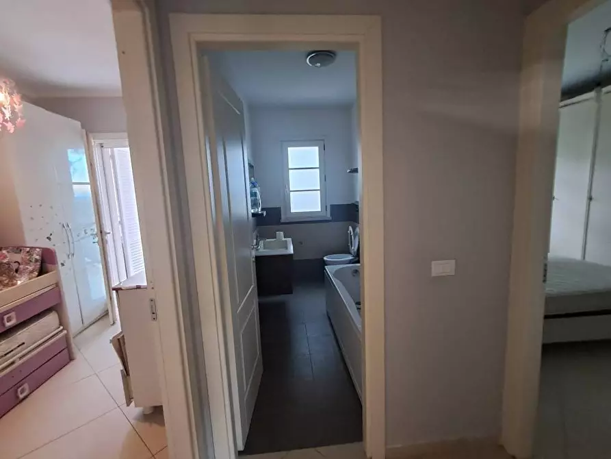 Immagine 29 di Villa in vendita  a Crespina Lorenzana