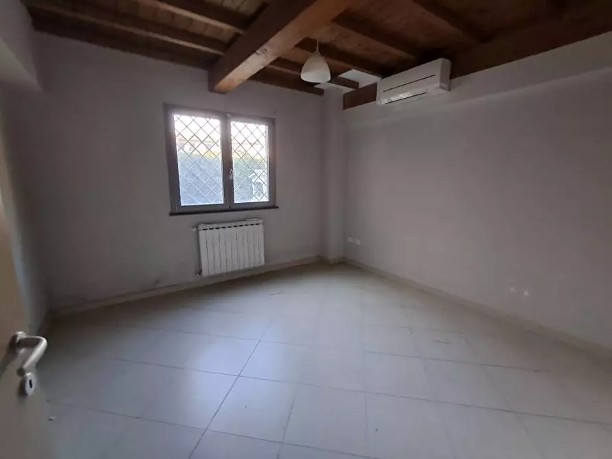 Immagine 4 di Casa indipendente in vendita  a Ponsacco