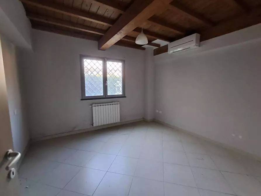 Immagine 5 di Casa indipendente in vendita  a Ponsacco