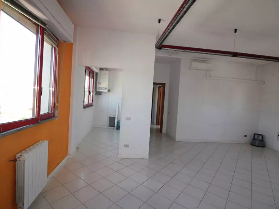 Immagine 5 di Ufficio in vendita  a Castelfranco Di Sotto