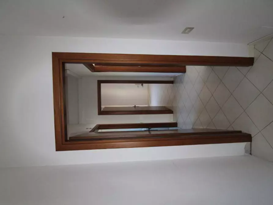 Immagine 7 di Ufficio in vendita  a Castelfranco Di Sotto