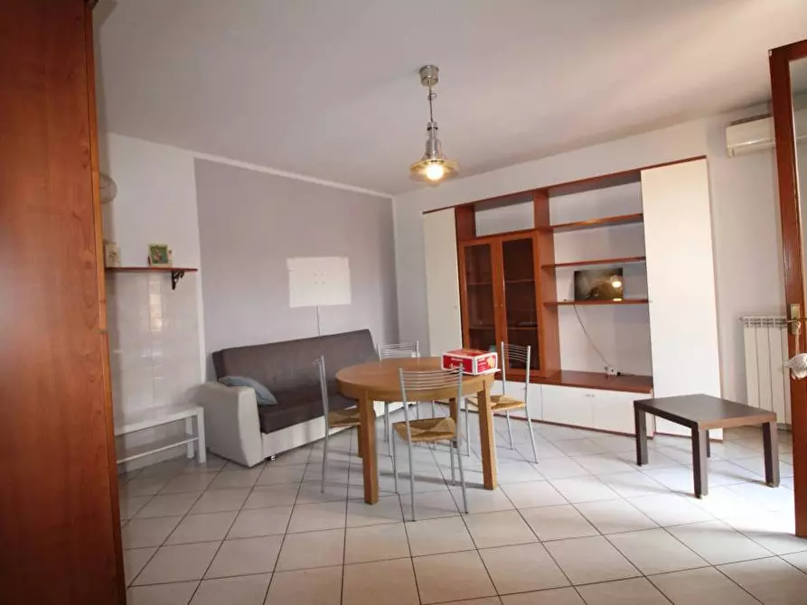 Immagine 21 di Appartamento in vendita  a Pontedera