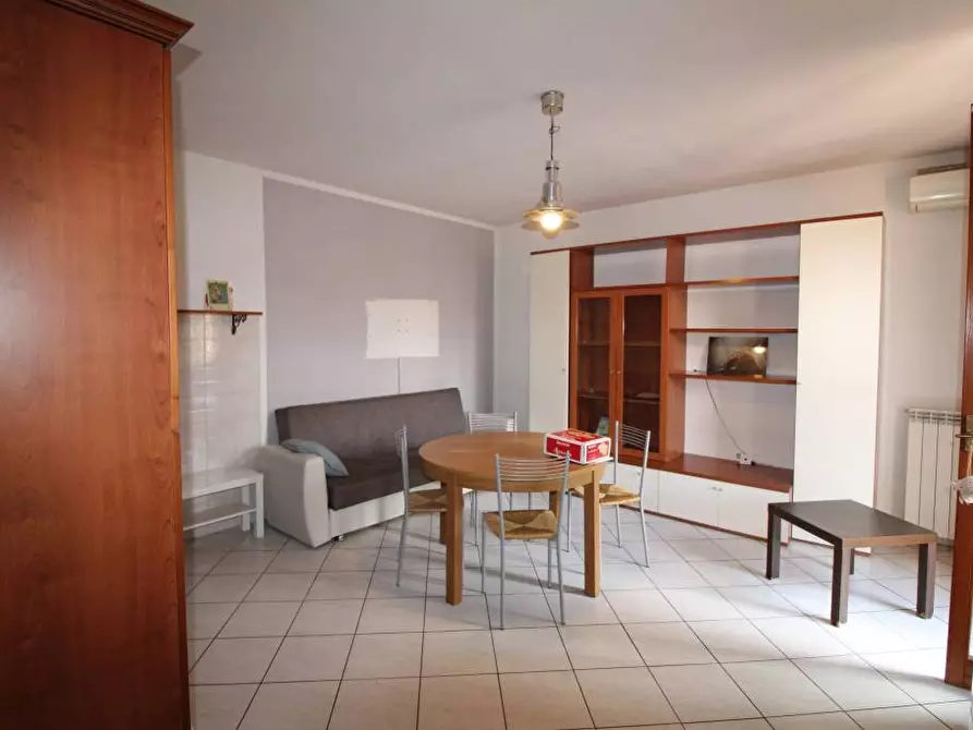 Immagine 20 di Appartamento in vendita  a Pontedera