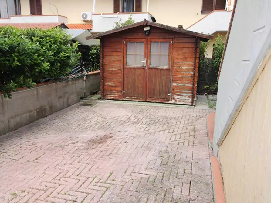 Immagine 5 di Appartamento in vendita  a Pontedera