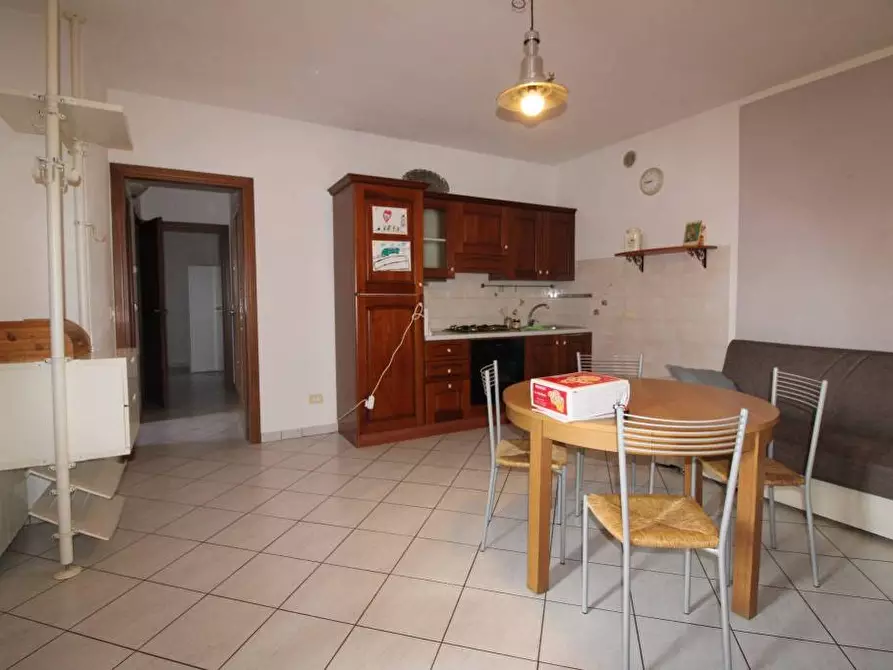 Immagine 1 di Appartamento in vendita  a Pontedera