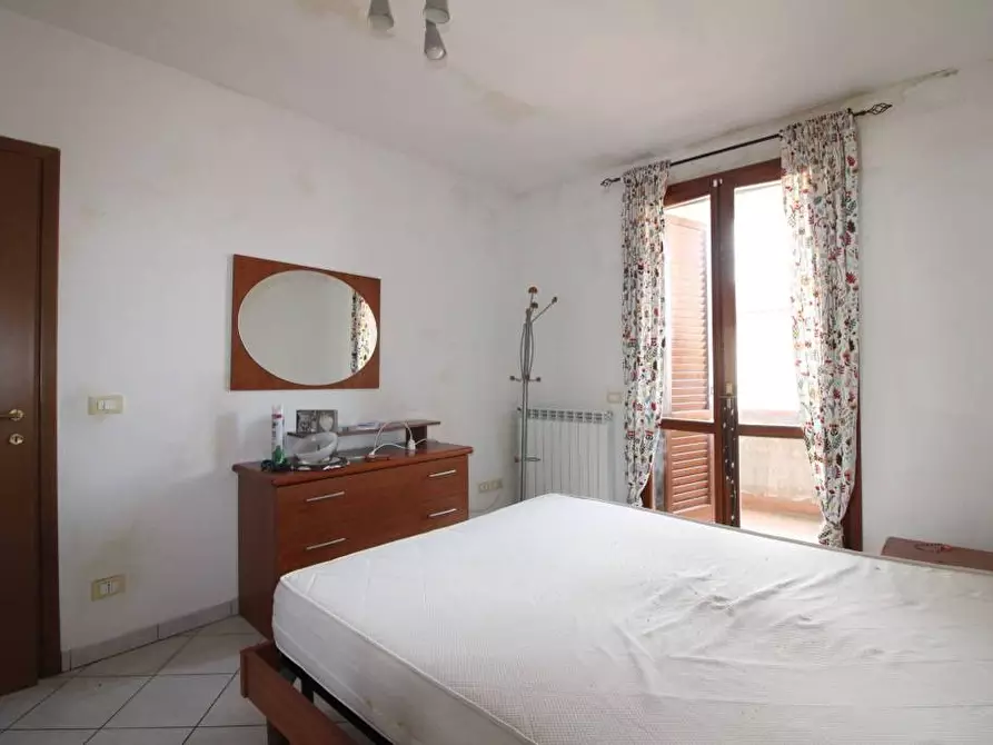 Immagine 15 di Appartamento in vendita  a Pontedera