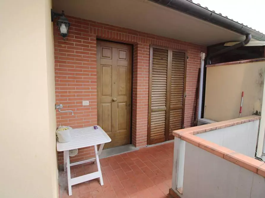 Immagine 3 di Appartamento in vendita  a Pontedera