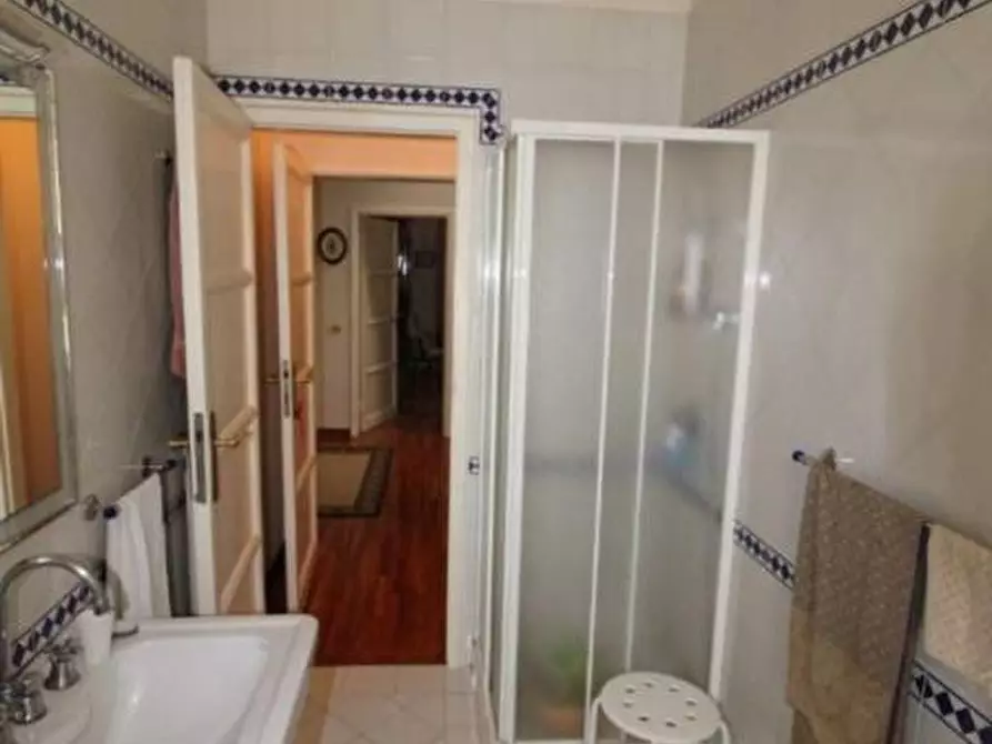 Immagine 27 di Casa indipendente in vendita  a Pontedera