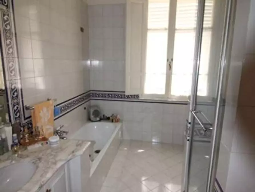 Immagine 28 di Casa indipendente in vendita  a Pontedera