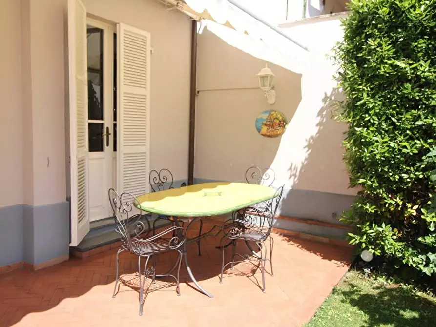 Immagine 45 di Casa indipendente in vendita  a Pontedera