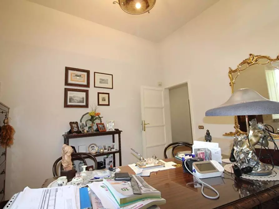 Immagine 21 di Casa indipendente in vendita  a Pontedera