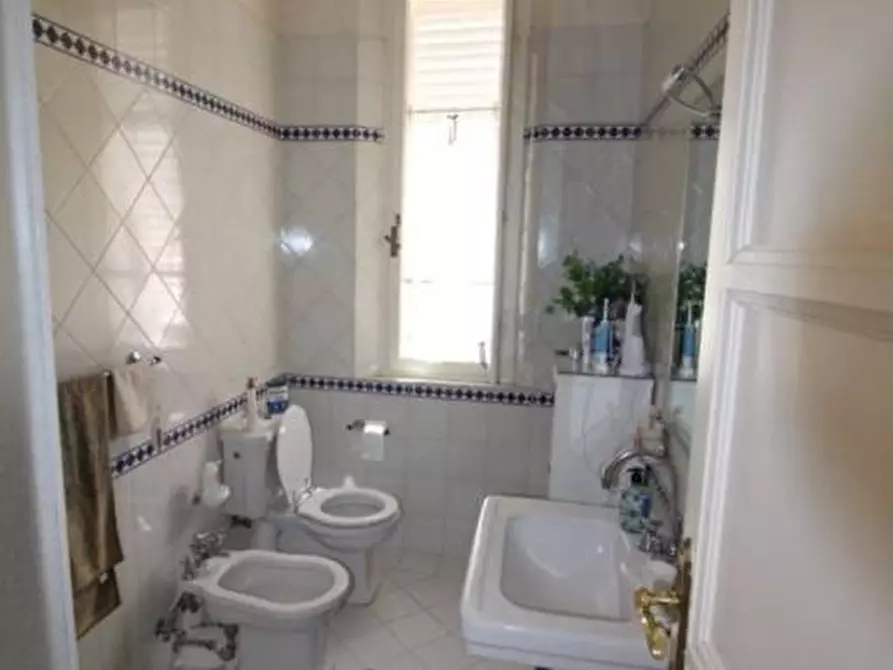 Immagine 26 di Casa indipendente in vendita  a Pontedera