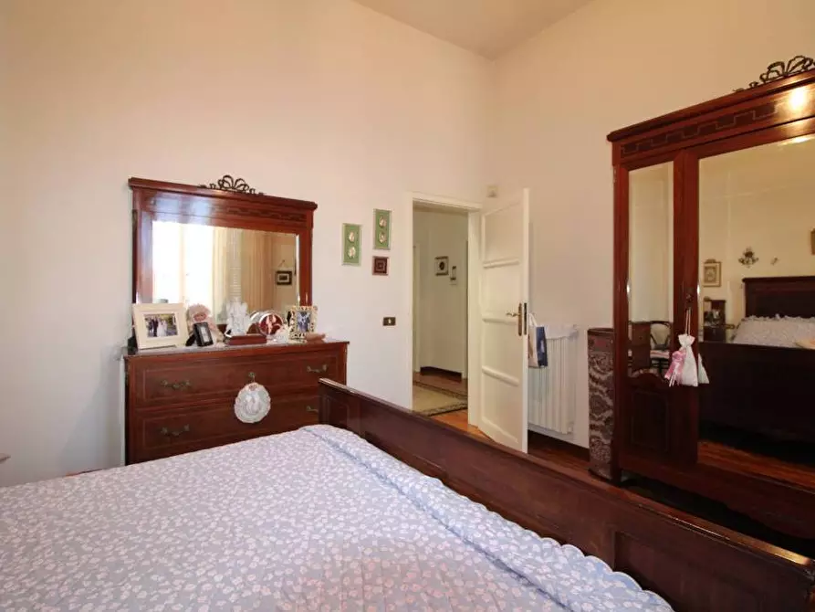 Immagine 18 di Casa indipendente in vendita  a Pontedera