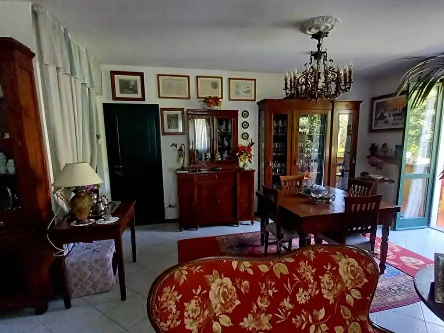 Immagine 8 di Villa in vendita  a Casciana Terme Lari