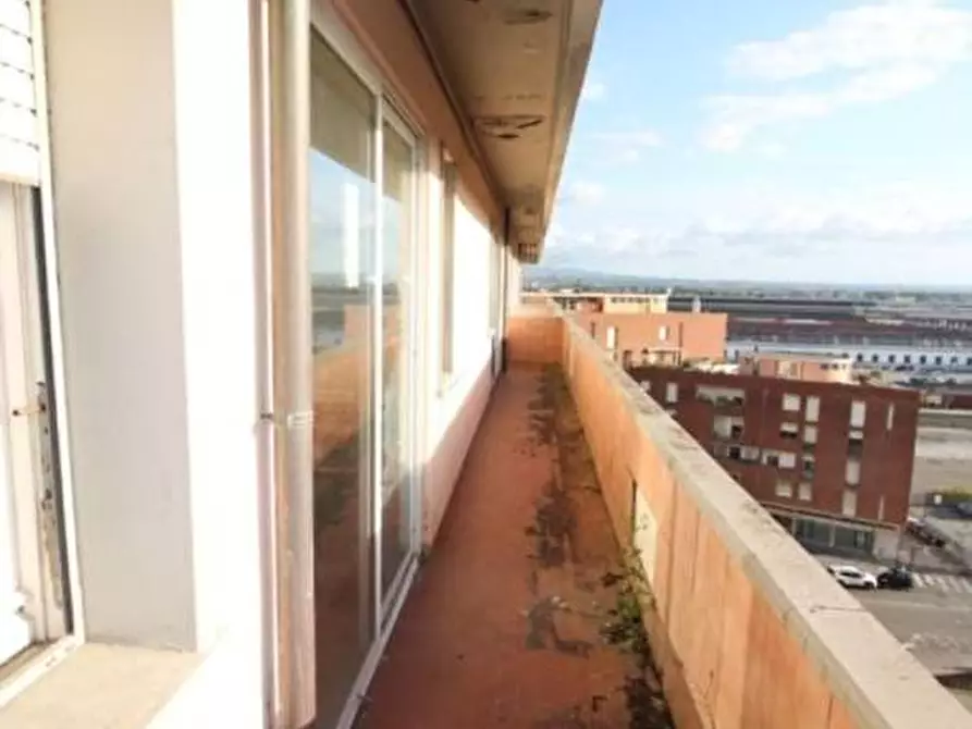 Immagine 8 di Mansarda in vendita  a Pontedera