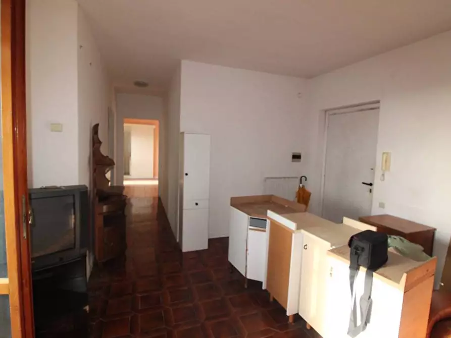 Immagine 4 di Mansarda in vendita  a Pontedera