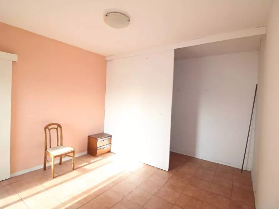 Immagine 1 di Mansarda in vendita  a Pontedera