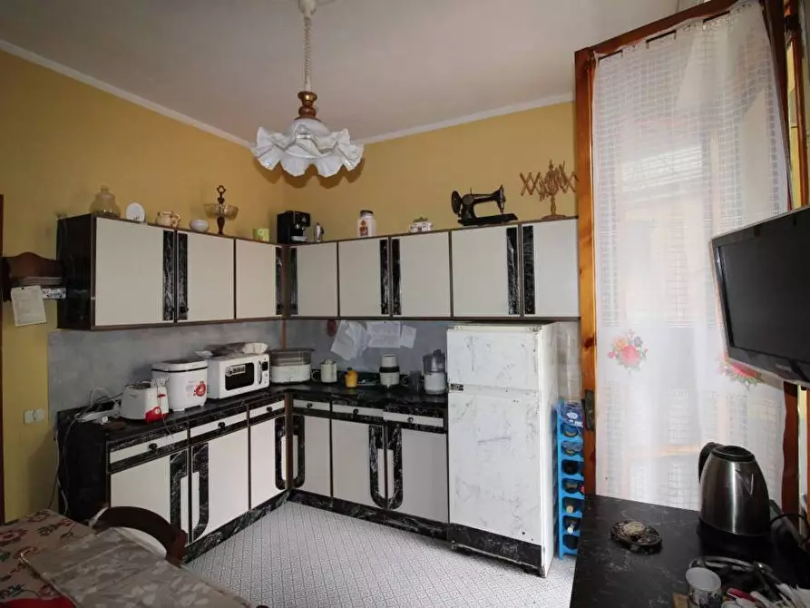 Immagine 2 di Appartamento in vendita  a Pontedera