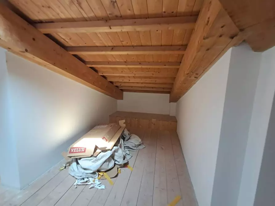 Immagine 3 di Appartamento in vendita  a Viareggio