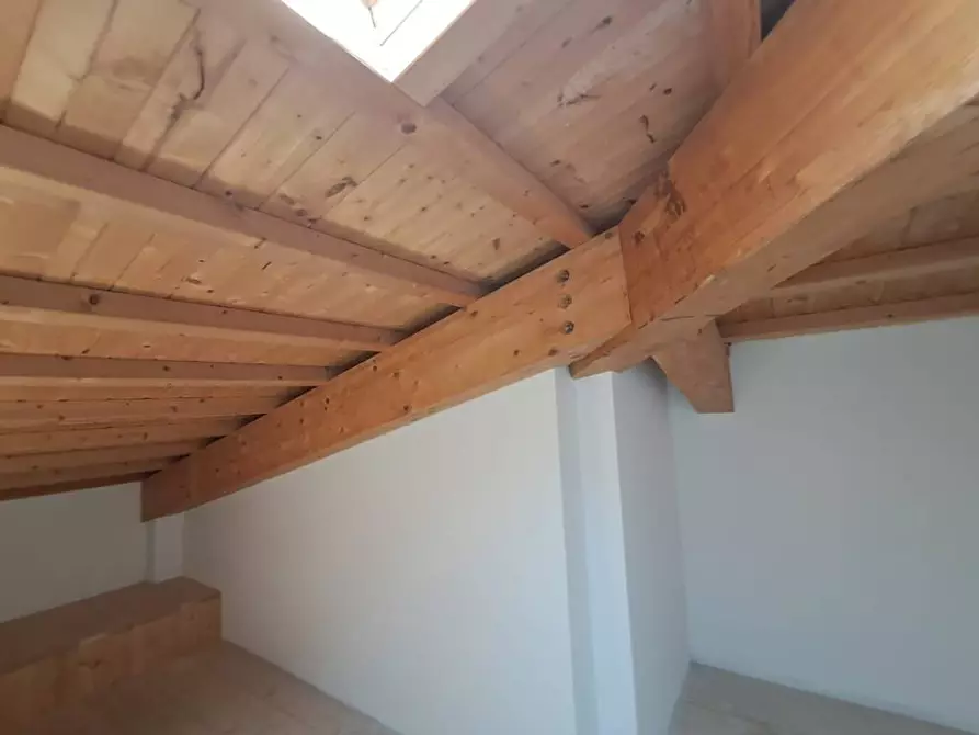 Immagine 25 di Appartamento in vendita  a Viareggio