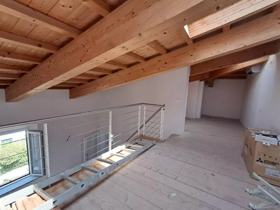 Immagine 32 di Appartamento in vendita  a Viareggio