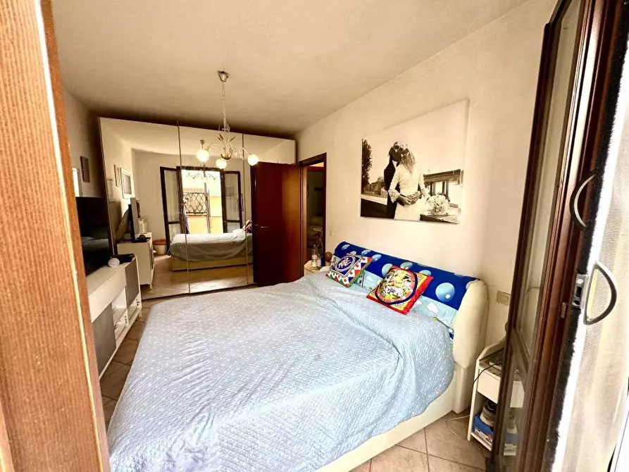 Immagine 11 di Appartamento in vendita  a Calcinaia