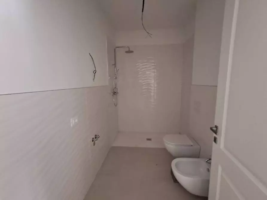 Immagine 6 di Appartamento in vendita  a Pontedera