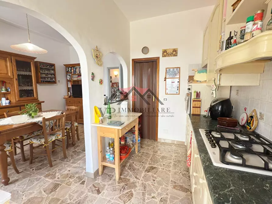 Immagine 9 di Appartamento in vendita  a Pomarance