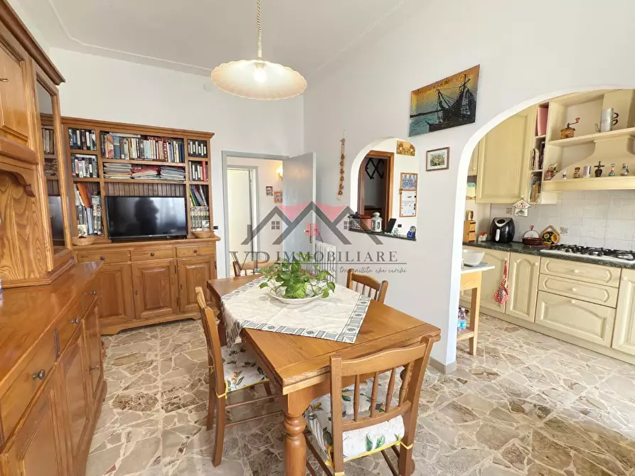 Immagine 4 di Appartamento in vendita  a Pomarance