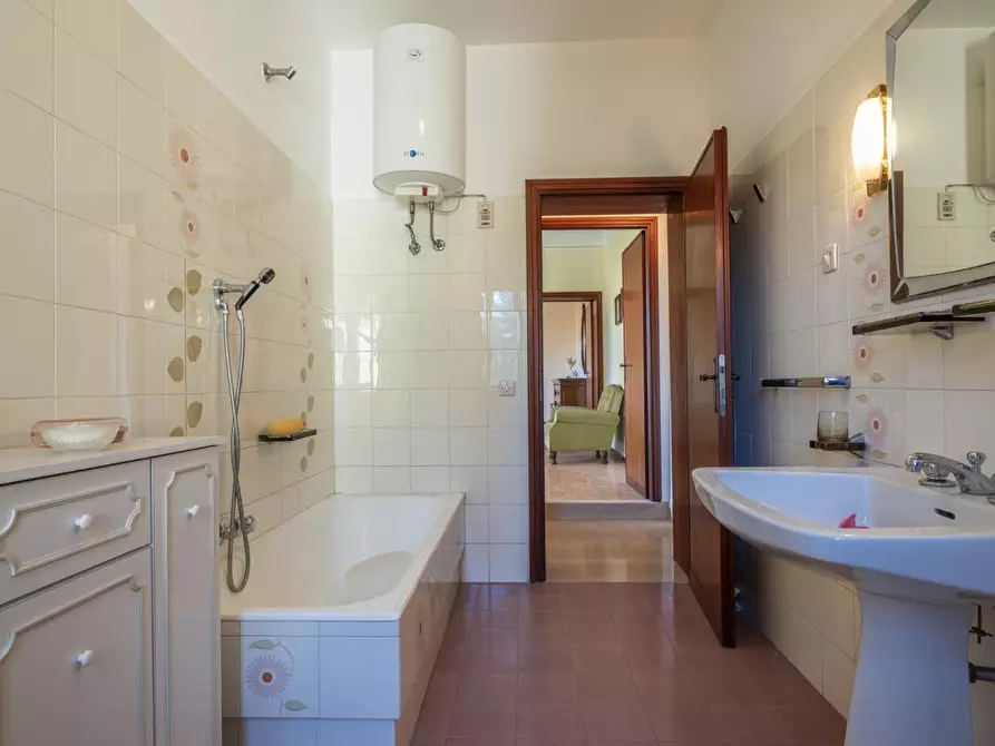 Immagine 16 di Rustico / casale in vendita  a San Giuliano Terme