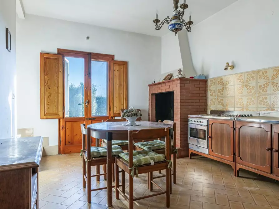 Immagine 10 di Rustico / casale in vendita  a San Giuliano Terme