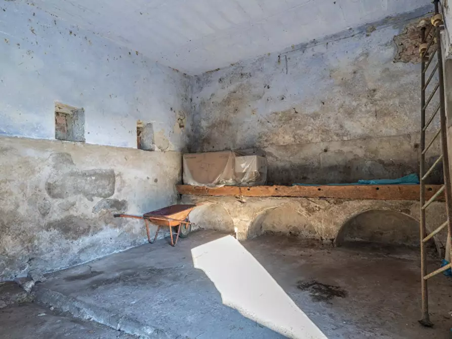 Immagine 27 di Rustico / casale in vendita  a San Giuliano Terme