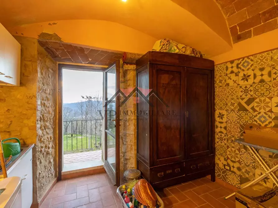 Immagine 26 di Appartamento in vendita  a Pomarance