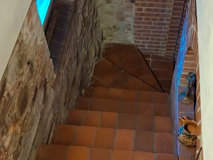 Immagine 23 di Casa bifamiliare in vendita  a Lucca