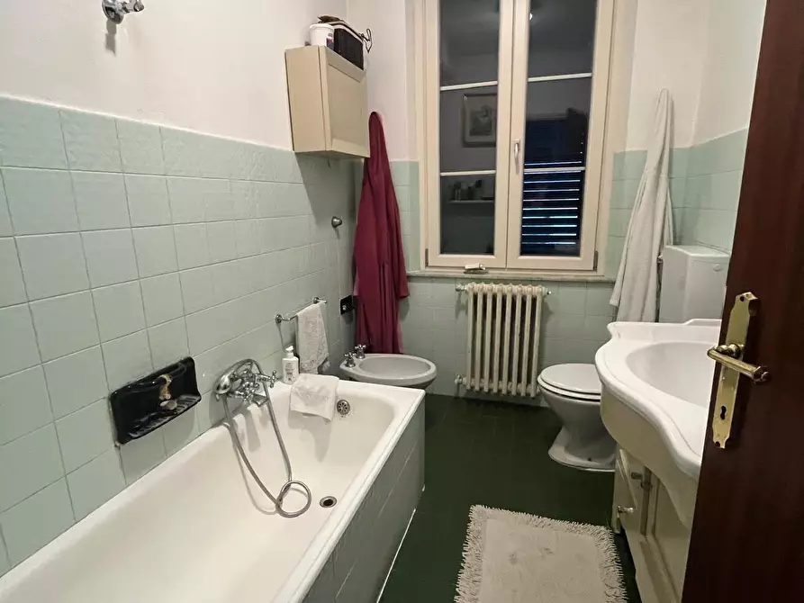 Immagine 21 di Casa bifamiliare in vendita  a Lucca