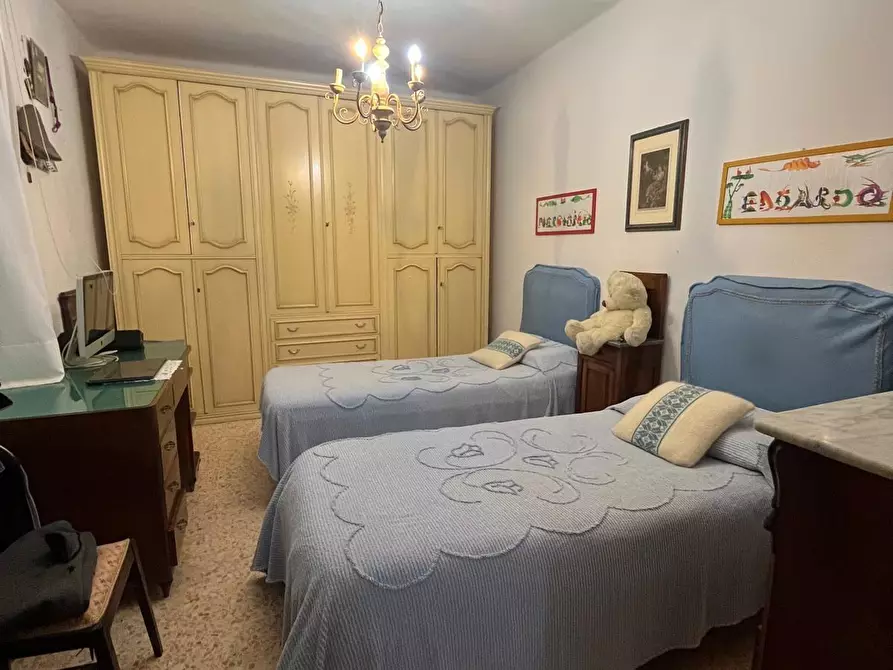 Immagine 20 di Casa bifamiliare in vendita  a Lucca