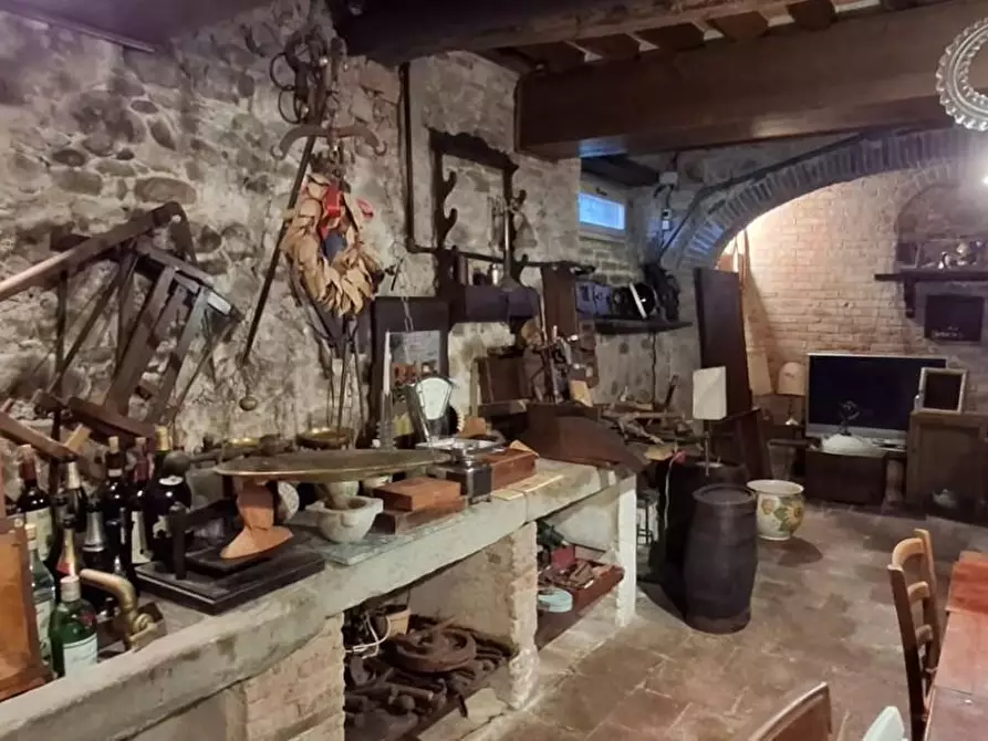 Immagine 25 di Casa bifamiliare in vendita  a Lucca