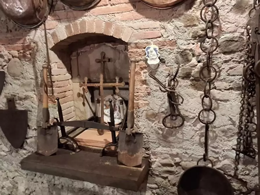 Immagine 27 di Casa bifamiliare in vendita  a Lucca