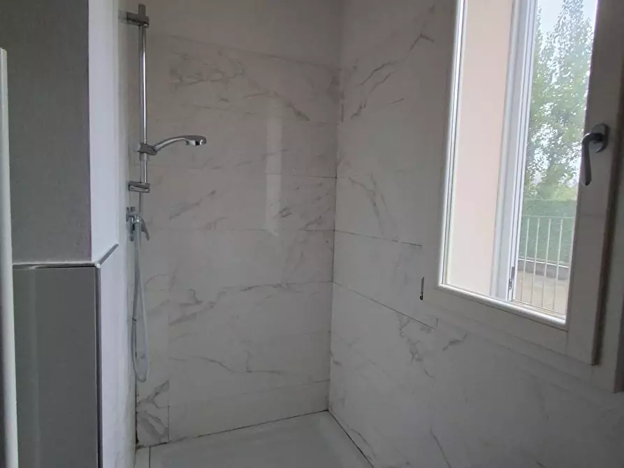 Immagine 6 di Appartamento in vendita  a Agliana