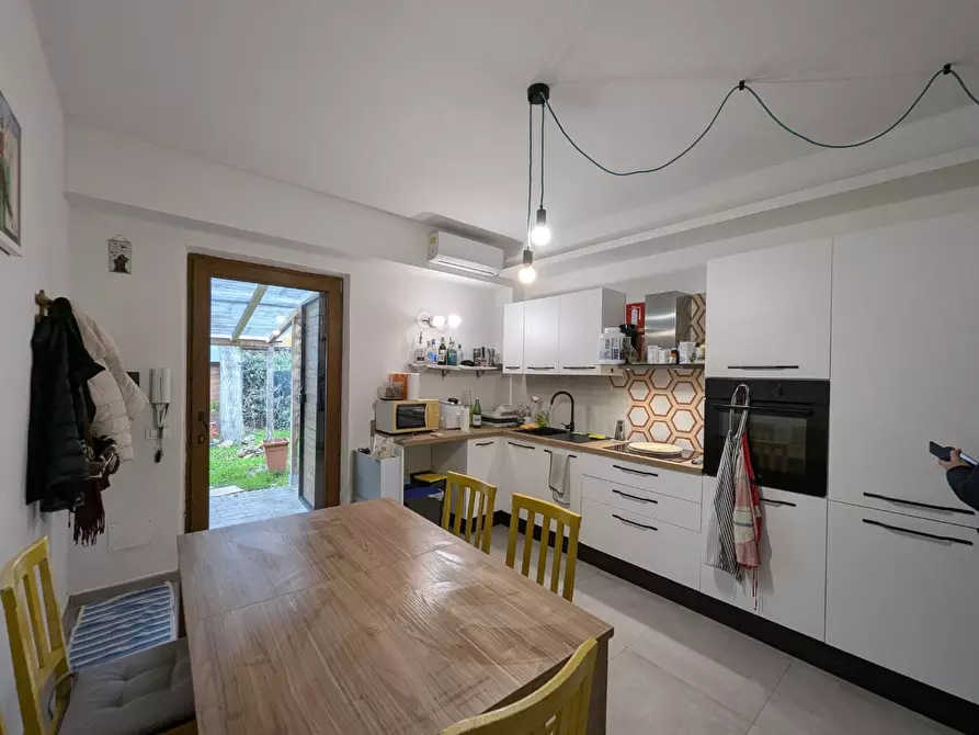 Immagine 2 di Appartamento in vendita  a Grosseto