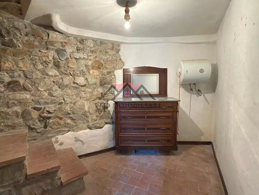 Immagine 16 di Appartamento in vendita  a Pomarance