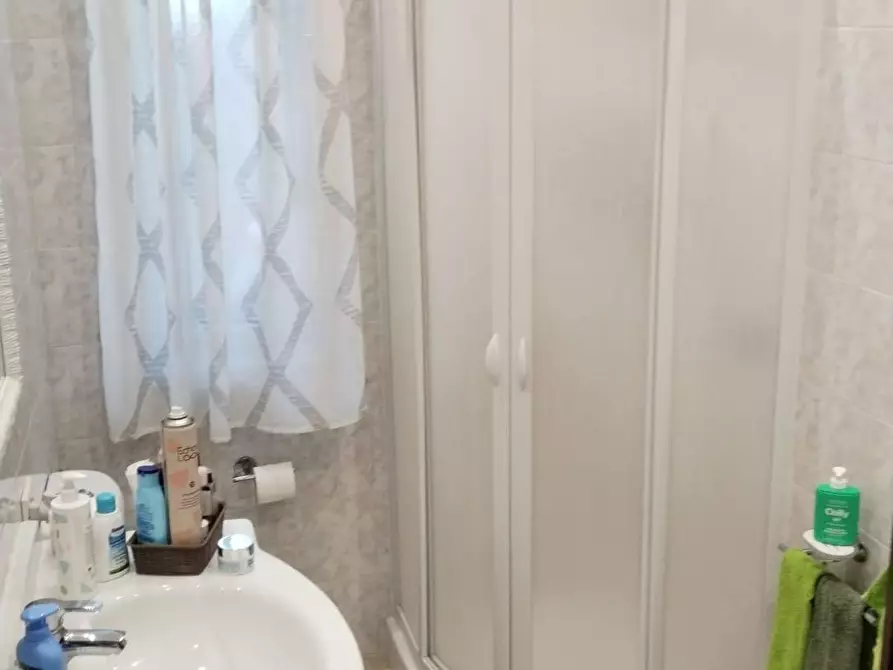 Immagine 23 di Villa in vendita  a Massa