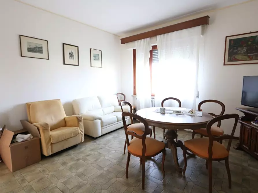 Immagine 7 di Appartamento in vendita  a Cascina