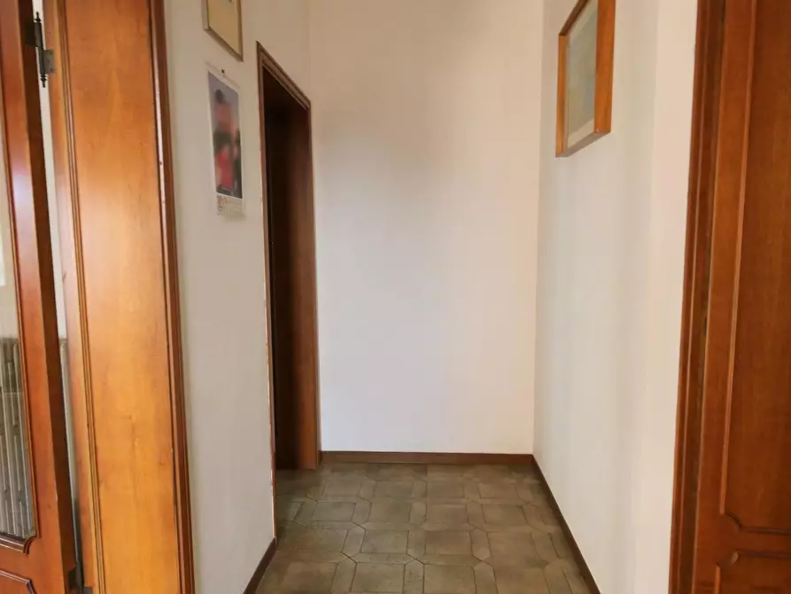 Immagine 9 di Appartamento in vendita  a Cascina