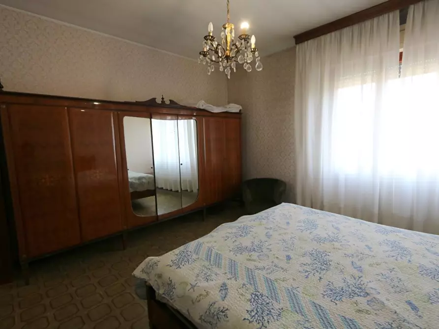 Immagine 15 di Appartamento in vendita  a Cascina