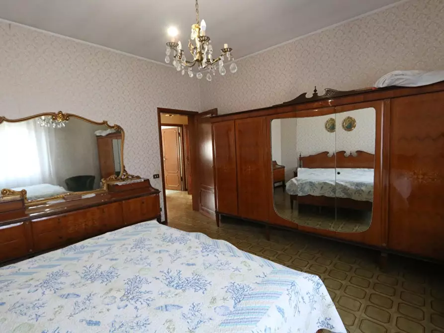 Immagine 16 di Appartamento in vendita  a Cascina