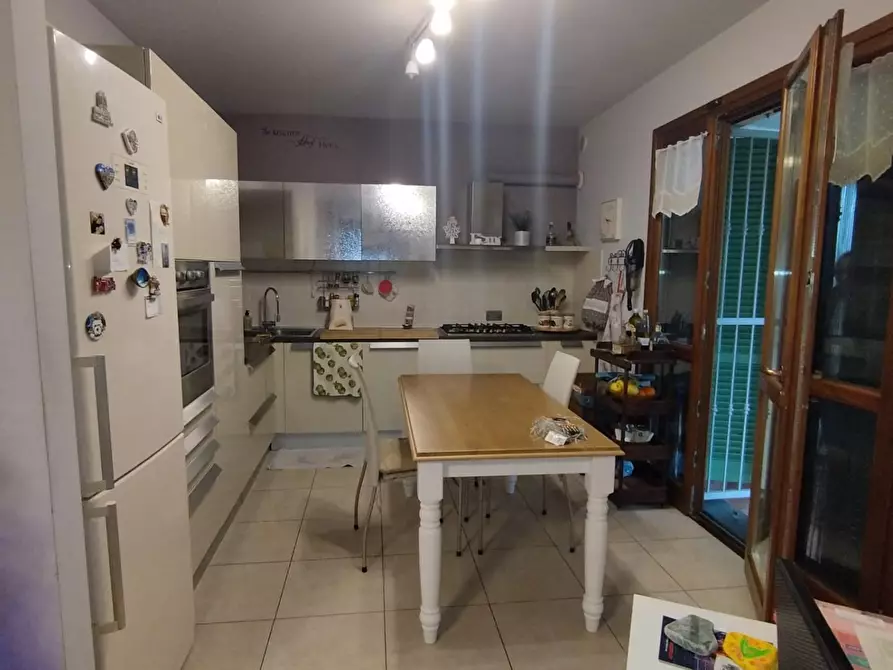 Immagine 17 di Villetta a schiera in vendita  a San Giuliano Terme