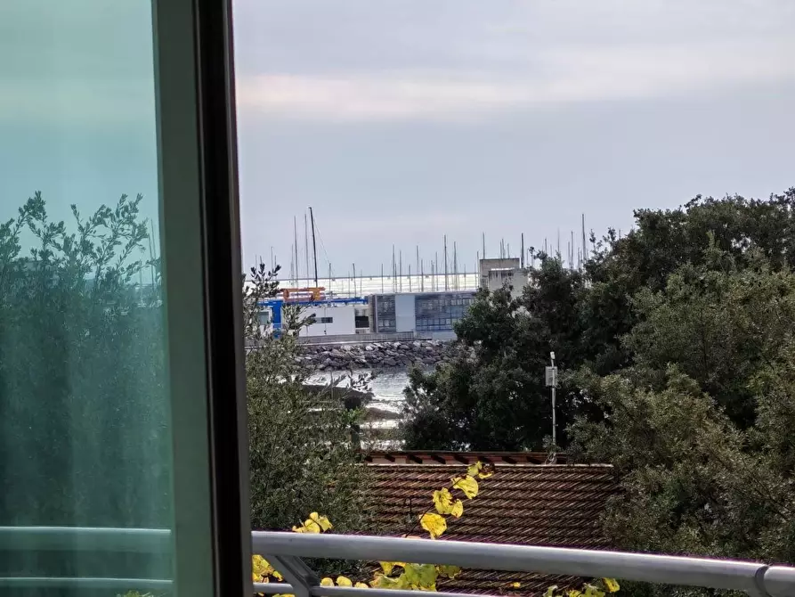 Immagine 7 di Appartamento in vendita  a Rosignano Marittimo