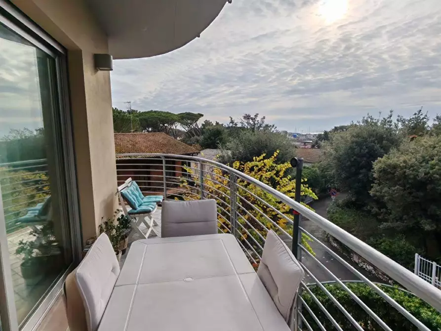 Immagine 8 di Appartamento in vendita  a Rosignano Marittimo